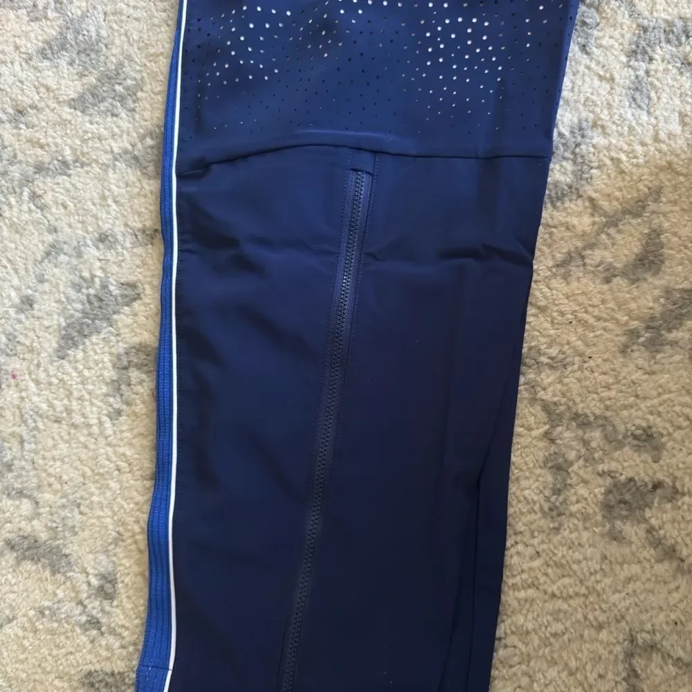 Nike nwt collectible